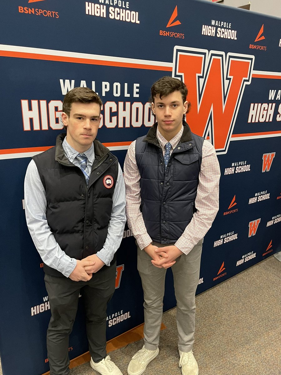 These guys are ready for tonight! 7 pm @ Rodman! We better see you there 💙🧡 tickets must be purchased online.