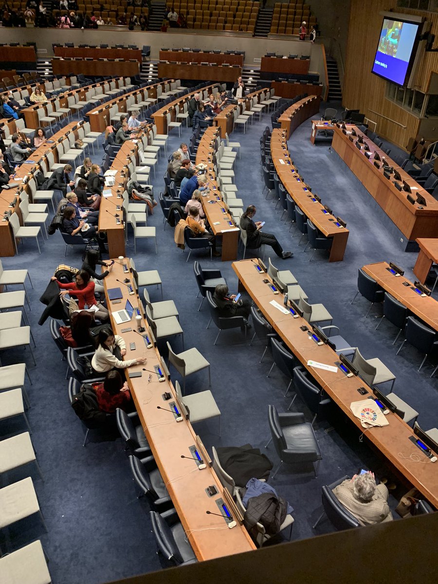 ZelalKureysan's tweet photo. @un #birleşmişmilletler de @NeyadDernek olarak ülkemizi temsil ettik 🇹🇷🇺🇳
#türkiyem🇹🇷 #UnitedNations #neyaddernek https://t.co/RFFHSfNT9K