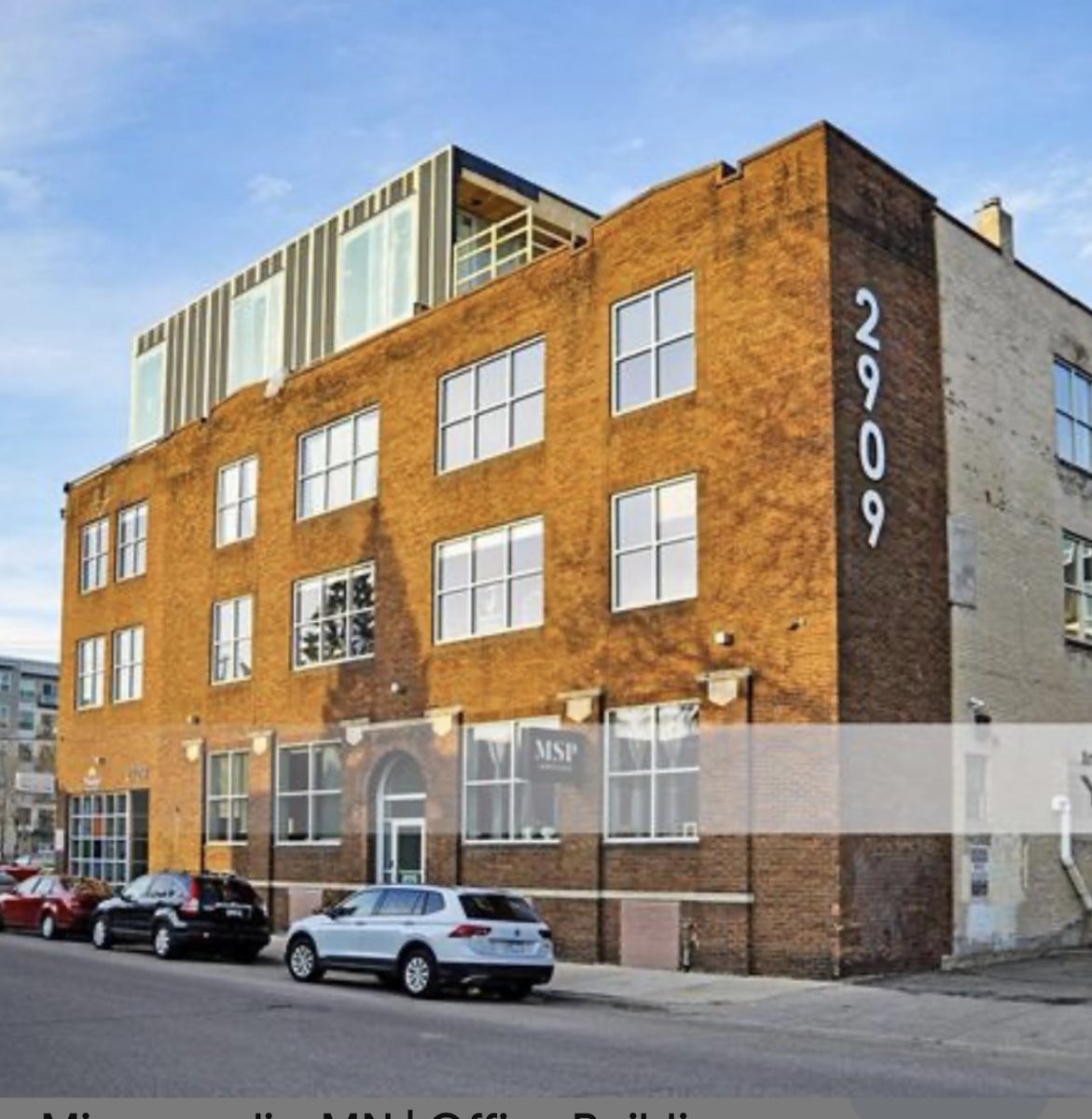 Extensions2121's tweet image. Natural Hair Care Institute 
Coming Soon  
Minnesota -Twin Cties First diversity Hair Braiding - Hair Extension School . 
For more info ☎️612-722-6622 
extensionshairandwigs.com