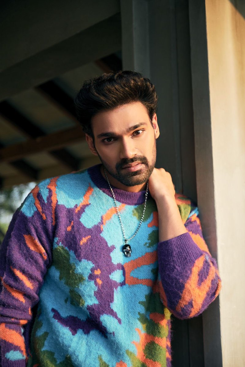BSaiSreenivas's tweet photo. Sprinkling some colours into your life  #happyholi https://t.co/QiPWGEm6MY