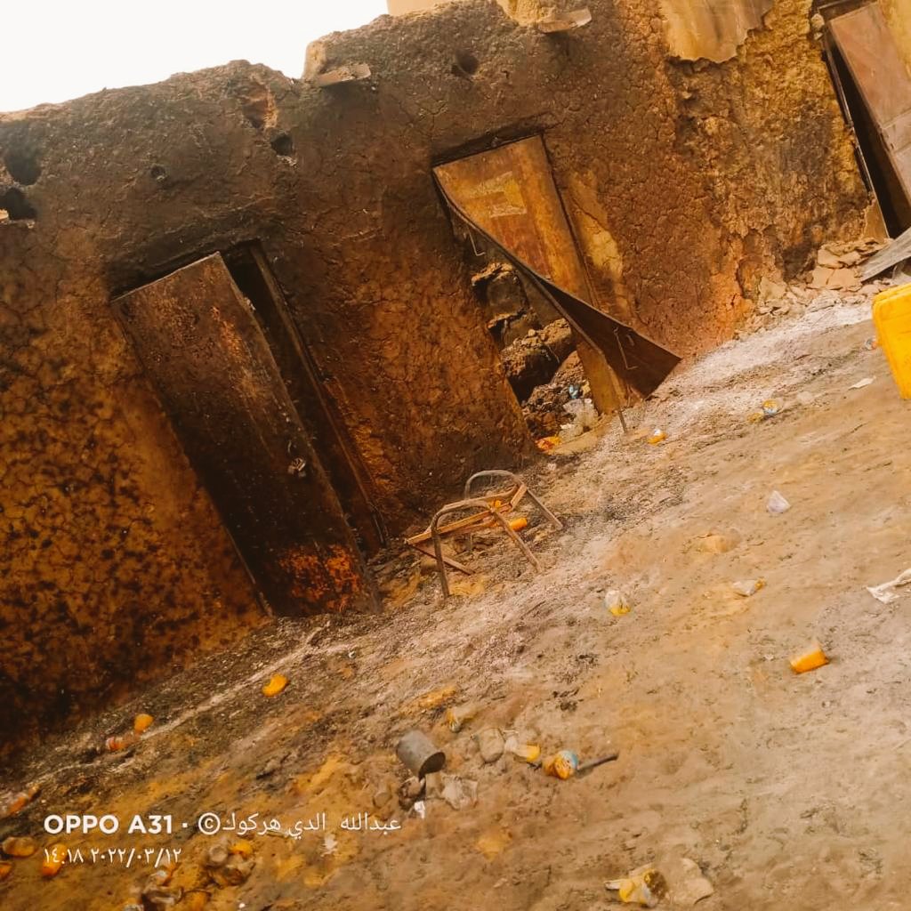 Mossa_ag's tweet photo. #TAMALAT:  mars 2022 à mars 2023, un an de terreur, de massacre de centaines de civils, de pillages, l'espace vidé de sa population sous le regard apathique des autorités et de la communauté internationale. #Ménaka et #Gao n'échappent plus à la terreur de #Daesh. https://t.co/G7Yqjfu1Af