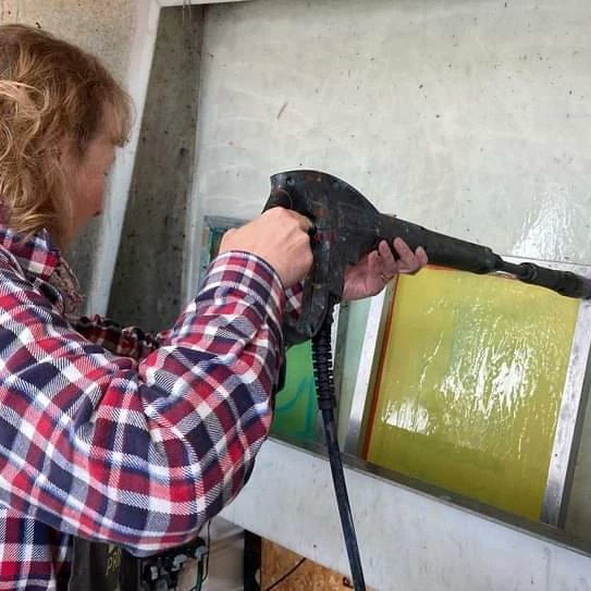 DoubleElephant's tweet photo. Double Elephant’s Screenprint studio invits local art groups to come &amp; have 4hr print sessions. Cut paper &amp; photo stencils. Get on touch esme@doubleelephant.org.uk #screenprinting #handprinting #markmakingart #stencilart #artgroups #exeterartist @ArtWorkExeter @DevonArtistNet https://t.co/CjzEfCQno3
