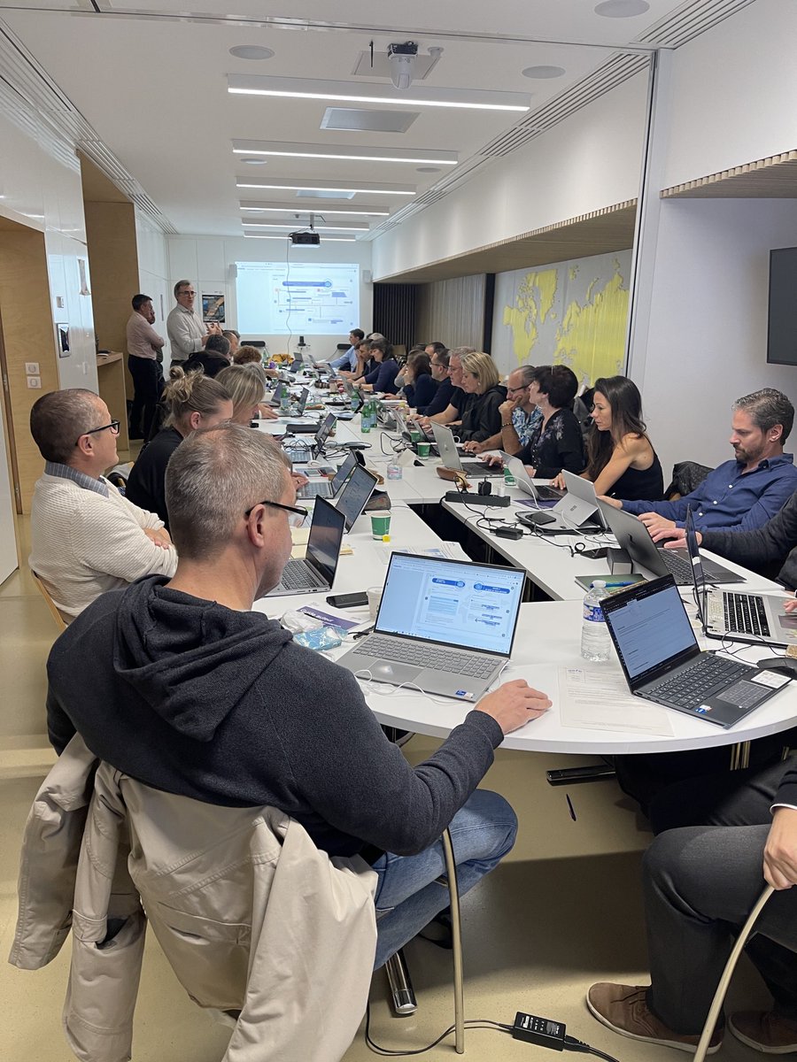 Séminaire #Magistère à l’<a href="/aefeinfo/">AEFE</a> pour les formateurs et gestionnaires de la plateforme. Découverte et prise en main de <a href="/moodle/">Moodle | Online learning, delivered your way.</a> 4. L’ #AEFE laboratoire d’innovation avec des formatrices et formateurs hyper performants.