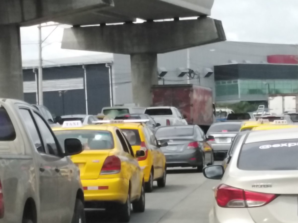sandraescorcia's tweet photo. para que los ciudadanos podamos tener #MovilidadIntegral y segura.
Conectividad de los diferentes modos de transporte urge para eluminar el "Tranque"
#Interconectividad
#MásMovilidadMenosTranque https://t.co/zR66A6vo9e