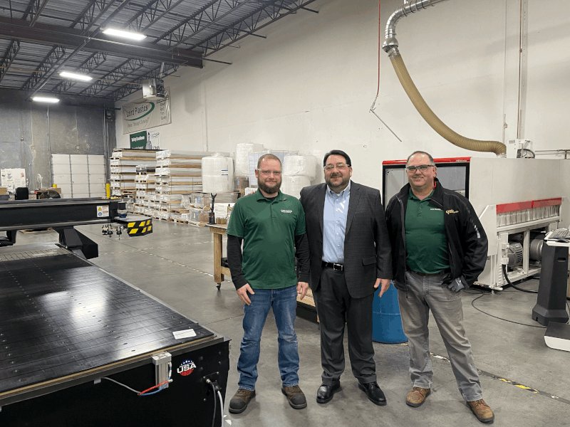 Laird_Plastics's tweet photo. #LairdPlastics President Spence Miller was on location and toured our impressive #KansasCity facility.  General Manager Charles Cimino and the team welcomed him and showcased their extensive inventory position and fabrication capabilities.  Contact them today at 877-757-1707! https://t.co/TdoHXZsZqY
