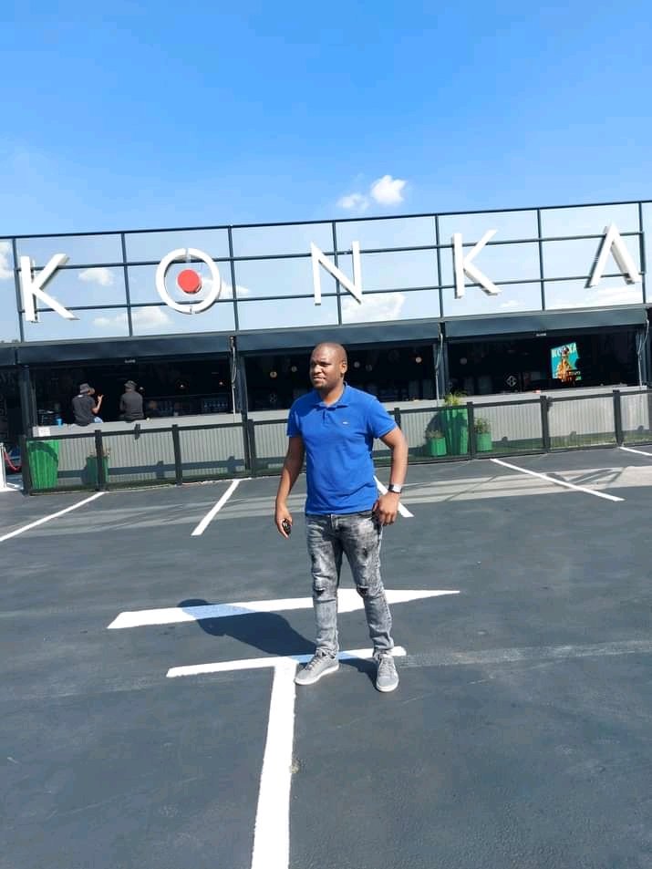 deep_renzo's tweet photo. @Phalaphala @Ticoliphadzi @shandu_vele Sanga misi ri rothe nga hafha Tembisa kha Mbekanyamushumo ya #Dziaorowa326pm na @Ticoliphadzi @shandu_vele na Mubveledzi @pfuluwanin Musumbuluwo u swika Lavhutanu kha @Phalaphala FM nga #WCW ndi khou crush kha @Mbaimbaivhahan1 Vhahangwele ❤️❤️❤️ #Azisheeeeeeeee 🎶🎼🎵🎧📻🎙️🔥💃🏿🕺🏿 https://t.co/XAhau4ltI4