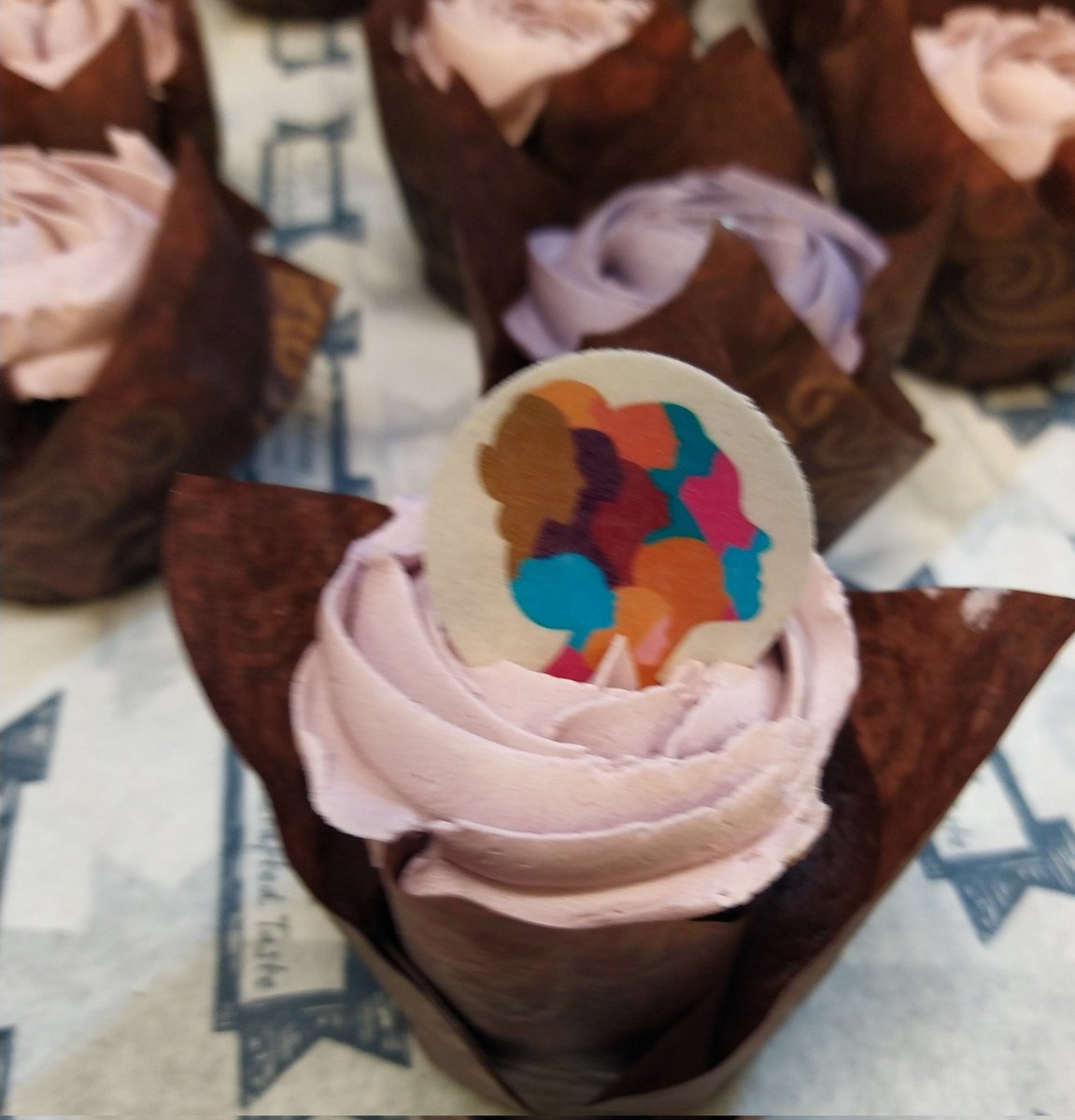 A huge thanks to <a href="/StanboroughS/">Stanborough School</a> this morning for such a warm welcome at the International Women's Day event. #IWD2023 It was a great pleasure to meet so many Year 9 students to discuss their career choices. #Wednesdayvibe #IWD2023 #interiordesign