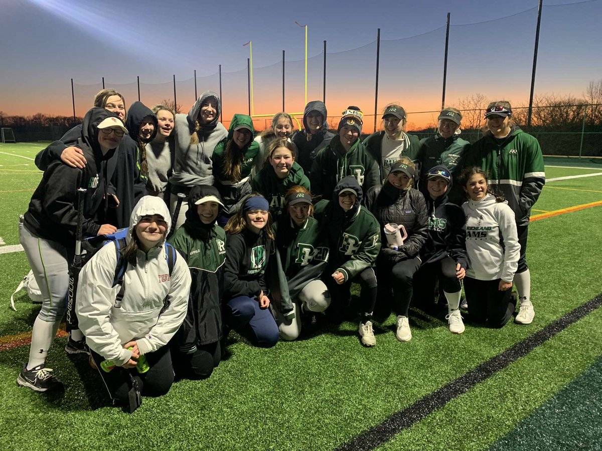 Pine-Richland Softball tweet media