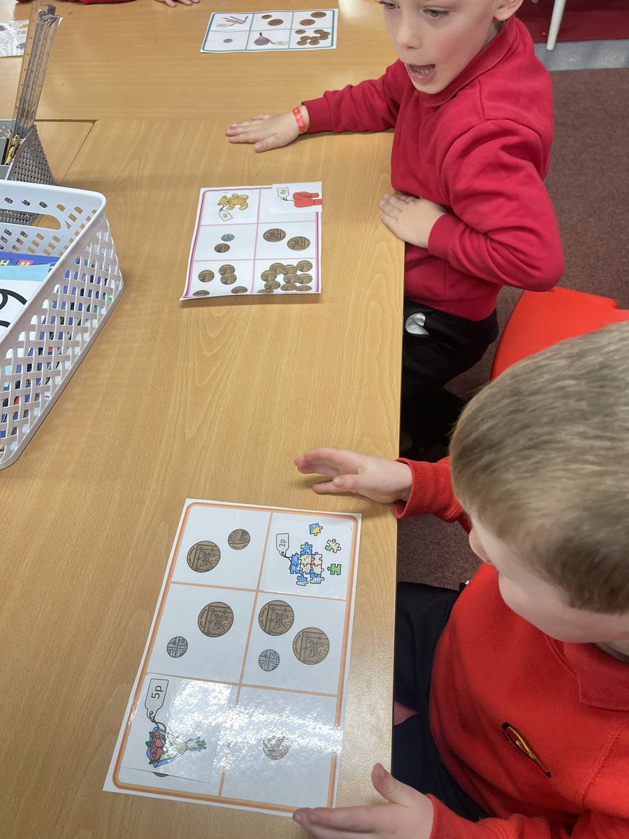MissOrrP2's tweet photo. Applying our knowledge of coins to different concepts! 🪙  @DeansPrimary https://t.co/XmoBAFQghi
