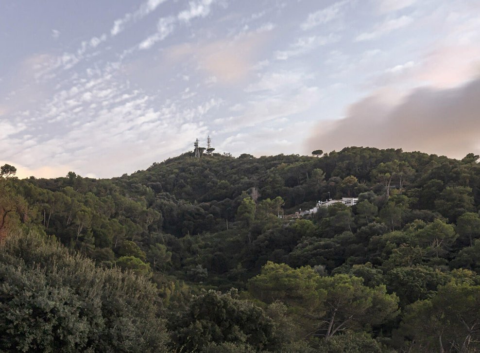 martamasies's tweet photo. Masia de Collserola busca responsable de manteniment que tingui cura de la casa i la finca. No s'hi han de fer treballs agrícoles. S'ofereix contracte laboral a jornada completa. Interessats enviar CV a candidat@masiterra.cat https://t.co/UoXJgciaiU