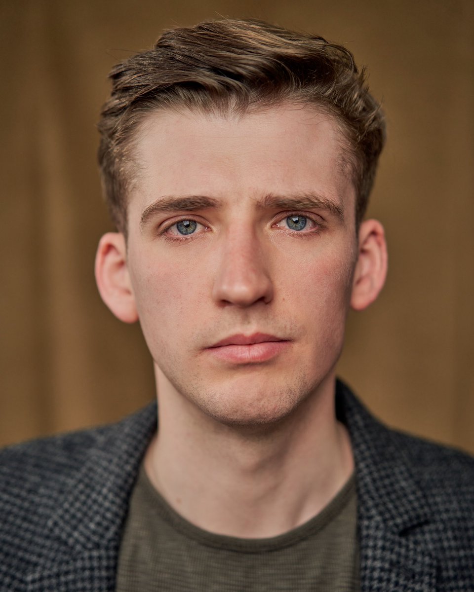 MHWilliams_'s tweet photo. Loving my new headshots by the incredibly talented @OliviarSpencer https://t.co/rDbLdRm5vh