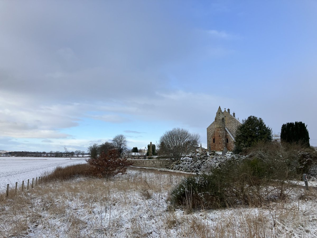 SELeakey's tweet image. Great to be out watching a #lessonstudy research lesson yesterday in a small rural school in Highland. Lots learnt as always 😀 it was a beautiful day too with snow and sunshine!