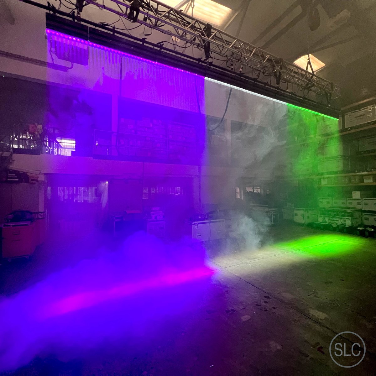 💜🤍💚 Happy International Womens Day
#IWD2023 #WomensDay #EmpowerWomen #SLC #staticlightcompany #x4bar20 #x4bar10 #haze