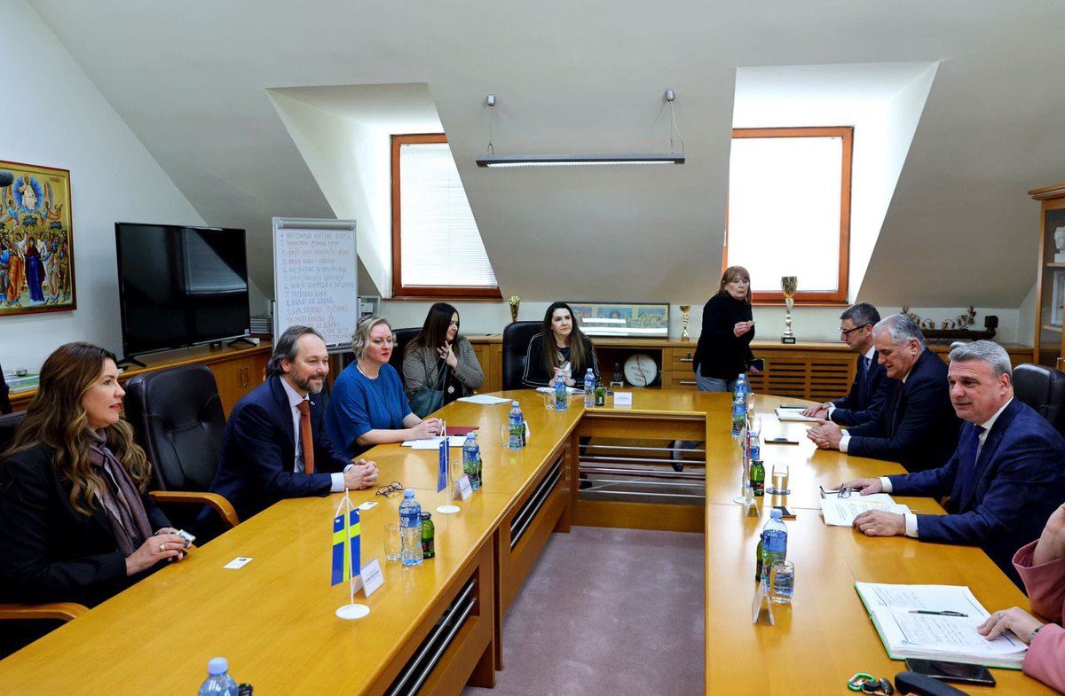 EU u Srbiji tweet media