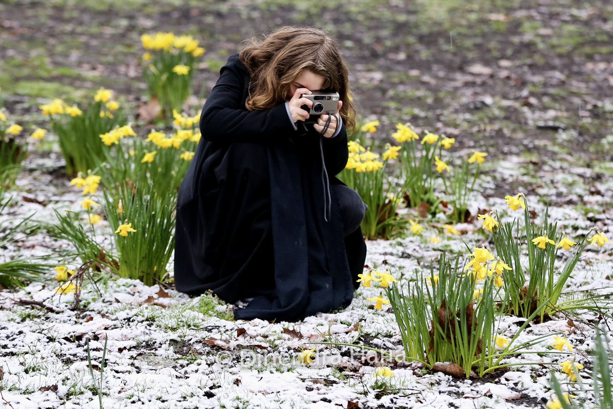 Dinendra_Haria's tweet image. Snow, again and in MARCH? Londoners woke up to snow this morning as an Arctic blast swept the UK bringing snow and freezing temperatures. 

#snowinlondon #snowinmarch #snow #snowday #cold #winter #London #snow #snowfall #londonsnow #uksnow