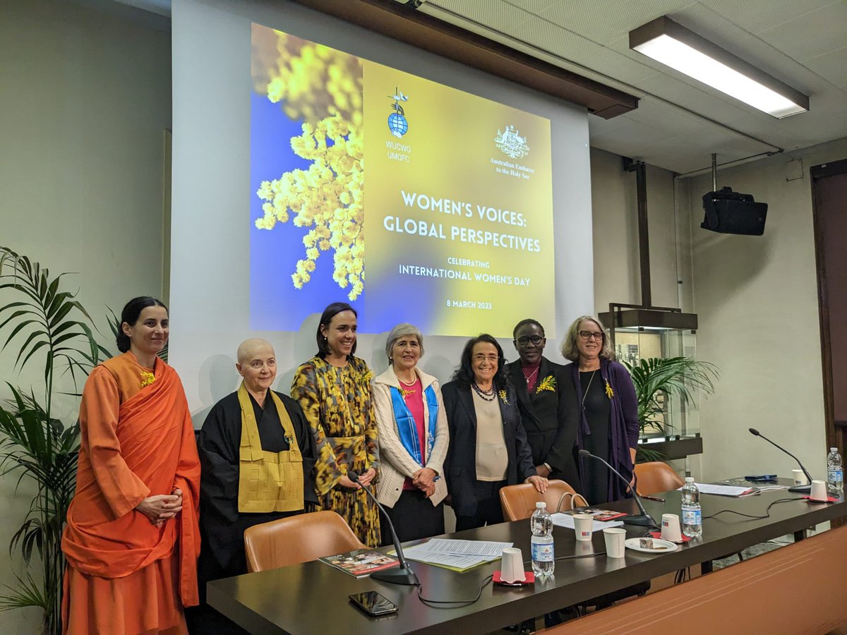 Today was about bringing women’s voices to the forefront. A great exchange with Pope Francis, followed by an event at Vatican Radio on women’s perspectives &amp; experiences from around the world, and from different religions, organised together with @wucwo. #IWD2023 <a href="/Oikoumene/">World Council of Churches (WCC)</a> <a href="/dfat/">Department of Foreign Affairs and Trade 🇦🇺</a>
