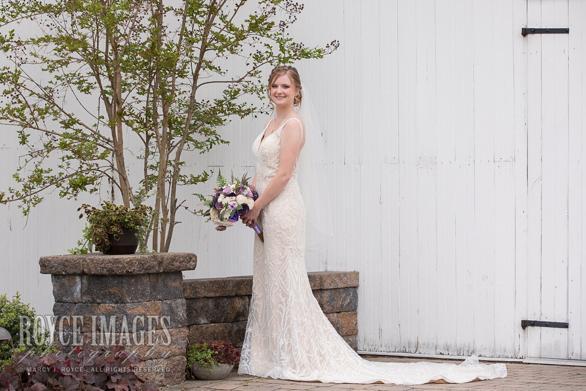 royceimagephoto's tweet photo. The classic bridal portrait is one of our favorite photos to capture for your wedding day.
#beautifulbride #brideportrait #yorkpaweddingphotographer #royceimagesphotography https://t.co/Zq7k7xiI2i