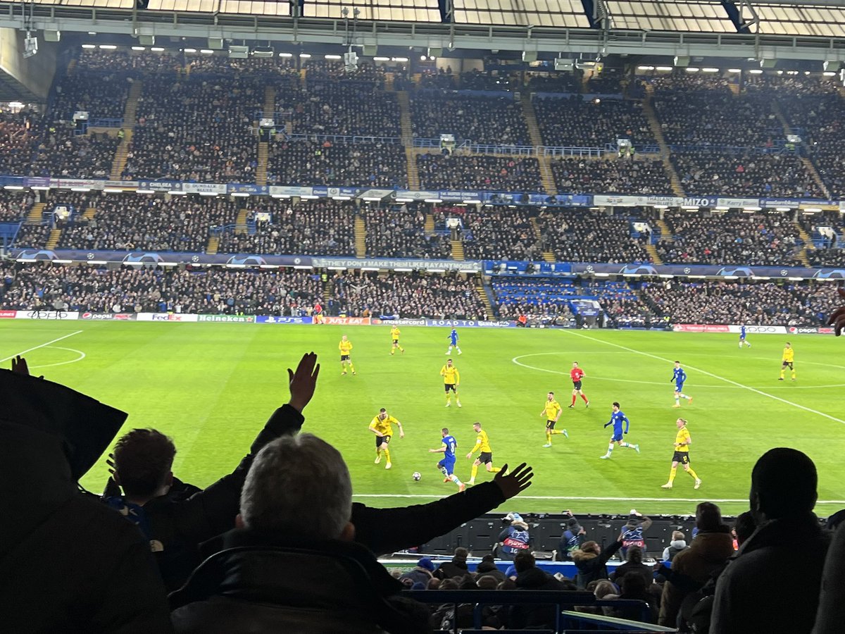 upper90's tweet image. @ChelseaFC vs @BlackYellow was incredible last night with @thevalmiller It was an electric atmosphere. @ChampionsLeague  Always reppin’ @Upper90HQ ✅

#elevateyourgame📈  #upper90🎥