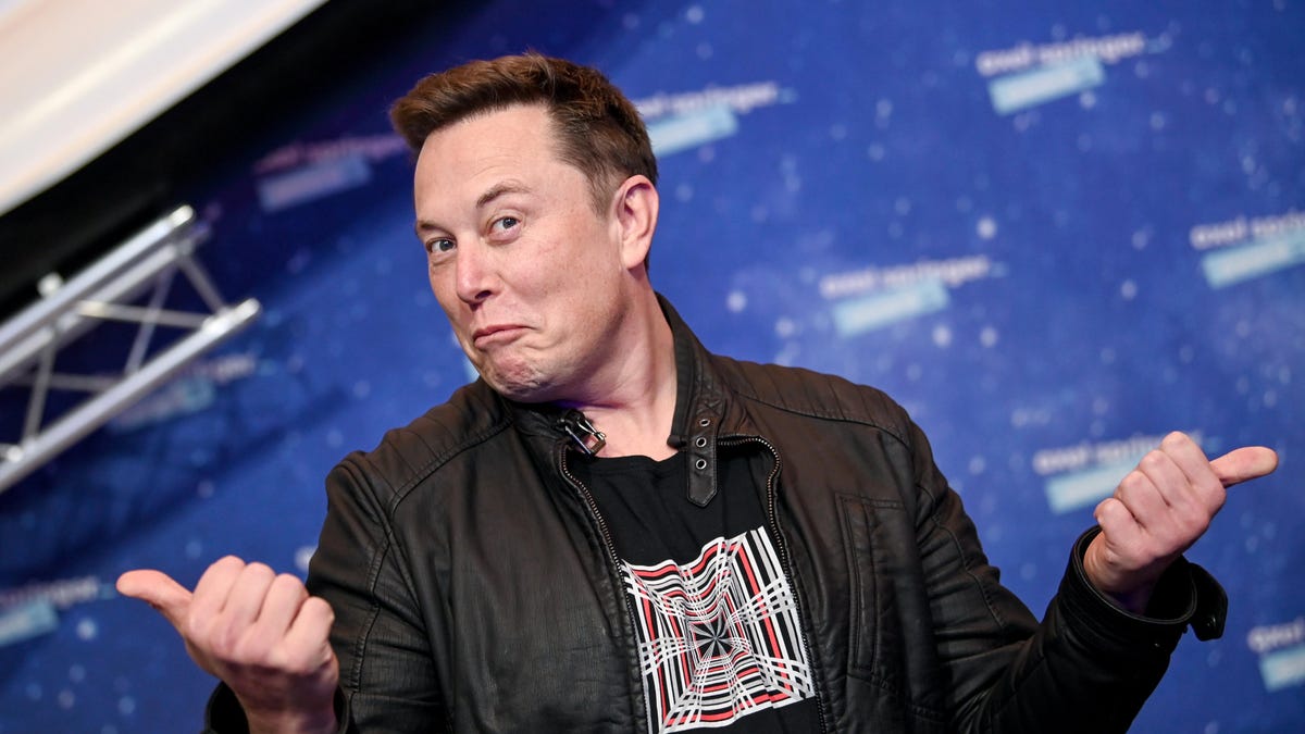 Gizmodo's tweet photo. Elon Musk Apologizes to Disabled Twitter Employee He Mocked Publicly https://t.co/6XrNTUCITh https://t.co/H05SIEhvNl