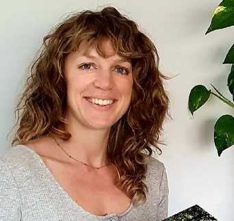Master Sciences du Bois Université de Montpellier (@masterboisum) on Twitter photo Depuis juin 2019 <a href="/DelphineGardin/">Delphine Gardin</a> nous accompagne dans la communication du master.
Grâce à son travail, nous avons pu faire connaître le master aux futurs étudiants et aux acteurs de la filière forêt bois, dans la presse professionnelle, sur internet et les réseaux sociaux. Depuis juin 2019 <a href="/DelphineGardin/">Delphine Gardin</a> nous accompagne dans la communication du master.
Grâce à son travail, nous avons pu faire connaître le master aux futurs étudiants et aux acteurs de la filière forêt bois, dans la presse professionnelle, sur internet et les réseaux sociaux.
