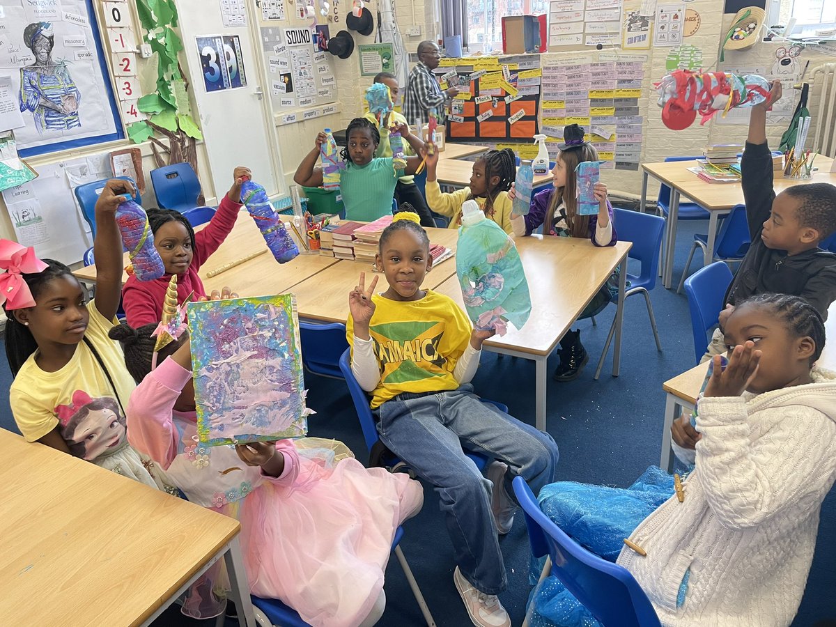 JDPSoffice's tweet photo. Inspired by the story told in Ada’s Violin by @sHood125 year 4 have been making their own musical instruments (and music!) out of recycled materials. https://t.co/v72sKizddv