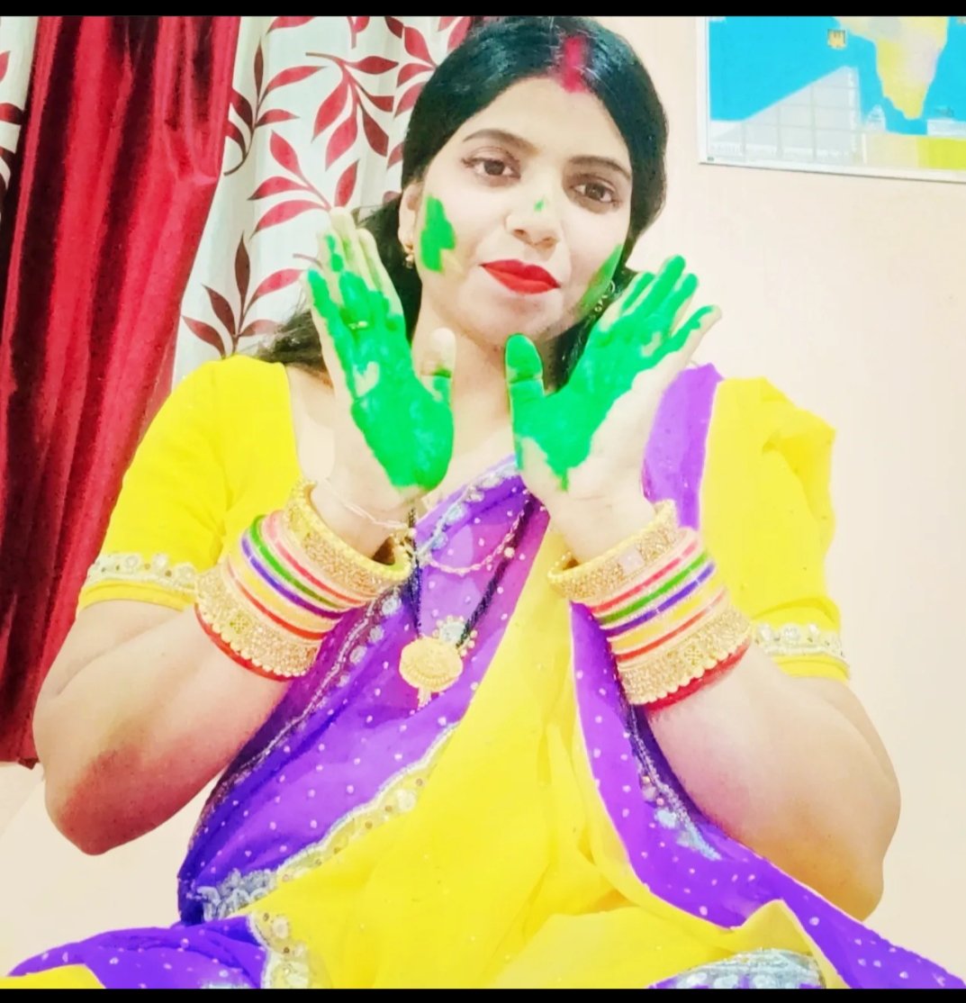 SinghThenidhi's tweet photo. Happy Holi ♥️♥️♥️♥️♥️ https://t.co/oPStr3bTZq