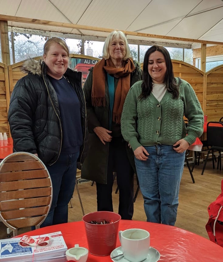 What better way to celebrate #InternationalWomensDay than by a coffee ☕️ with some fabulous women from South Cambs Labour. Wide ranging discussion about policy. We have come so for but there is still so much to do 💪
