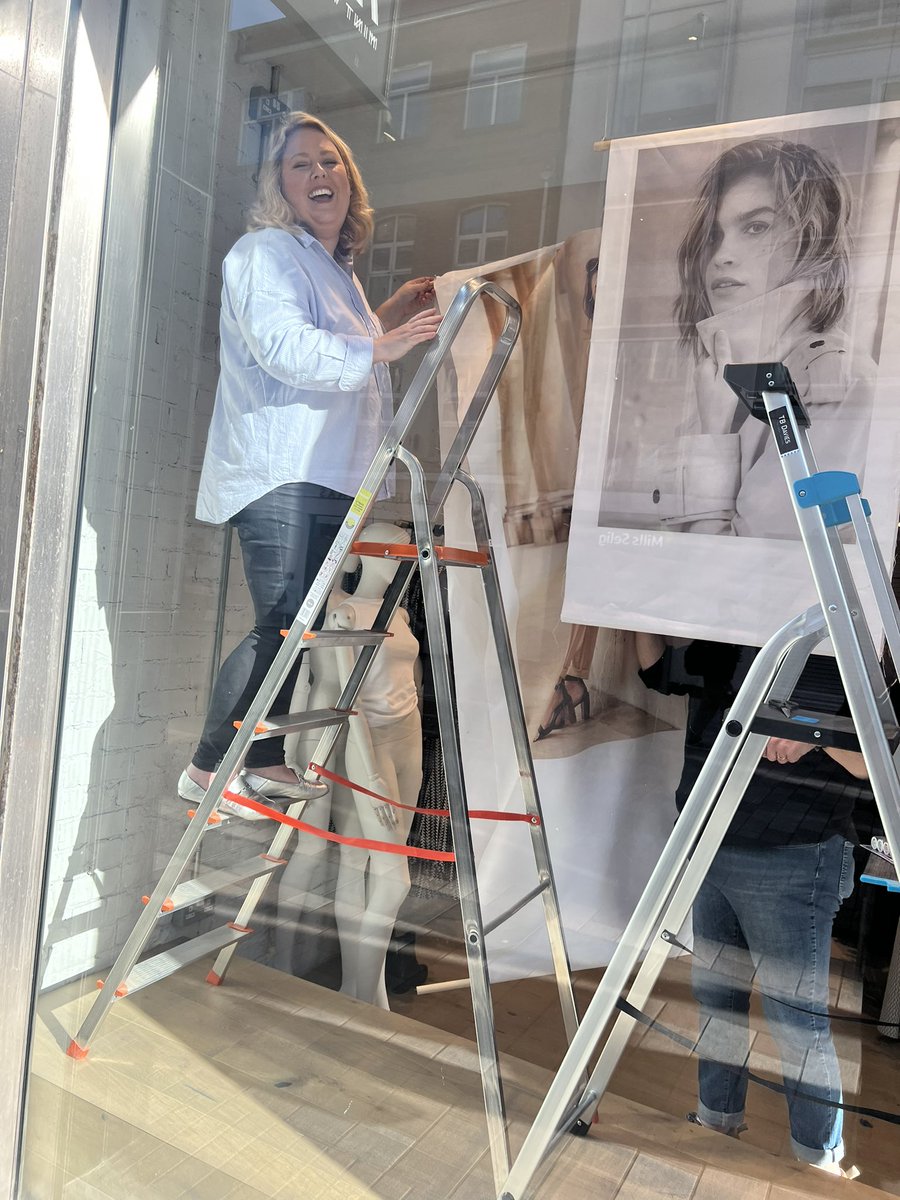 mcmenemy_clair's tweet photo. @WeAreMV_ there are so many inspirational women but this one @LBidaudvilleMV she could pop up anywhere and gets a million things done in a week - I don’t know how you do it 💪💪❤️!! @WeAreMV_ @Hillerspal https://t.co/P9gSROE6BP