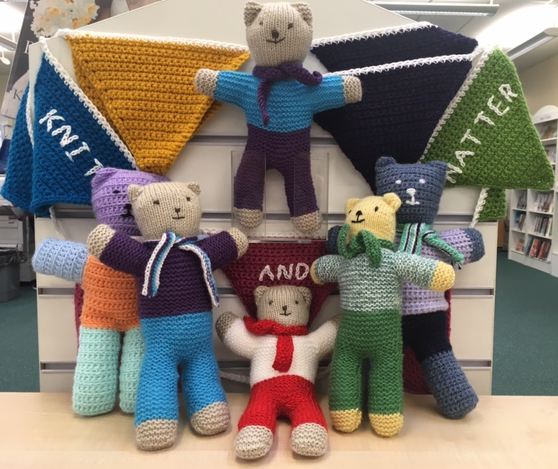 DurhamLibraries's tweet photo. The Knit and Natter group at Chester-le-Street library are busy working on these amazing Trauma Teddies! 🧸
The Trauma Teddies will be donated to the police to help comfort children who are caught up in distressing incidents ❤️
#DurhamLibraries https://t.co/Y0Vtm9lBqc