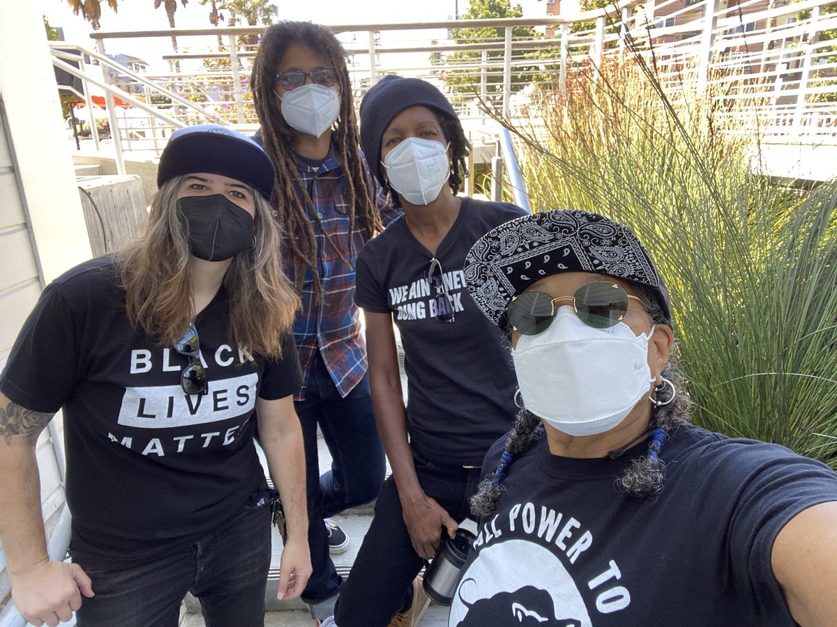 Skip The Needle Faithful.. We want to have big loud fun on Saturday at @freightandsalvage we are asking you to test and mask up for our show pretty please. We want everyone to be safe and healthy while they rock the love hard!!! facebook.com/events/s/skip-…