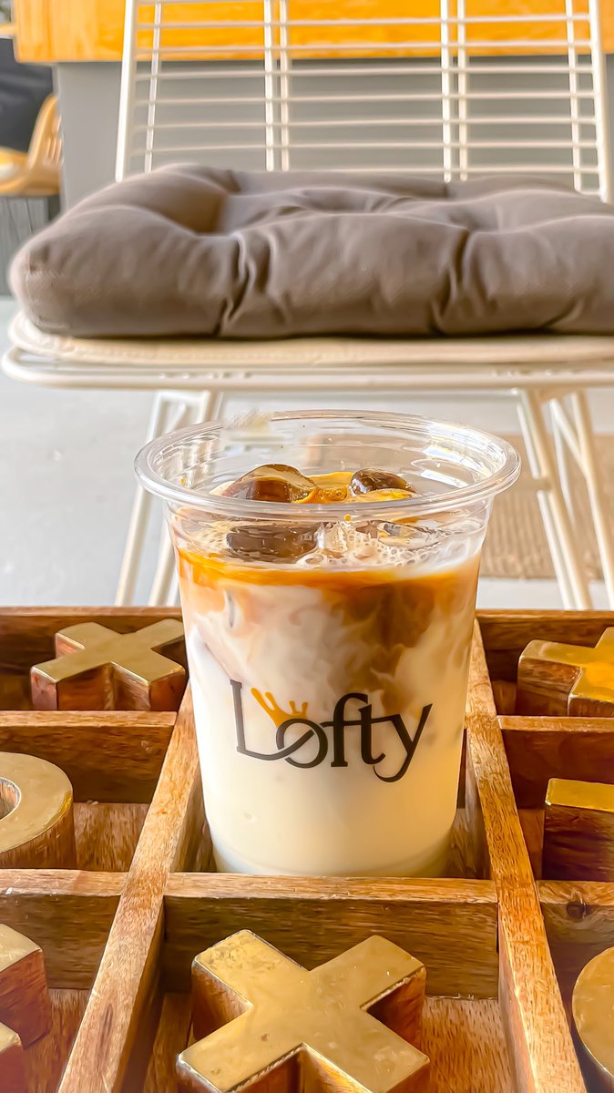 LoftyCoffee's tweet photo. سبانش لاتيه بارد على ذوقك !🤍 https://t.co/JOv9FWBITh