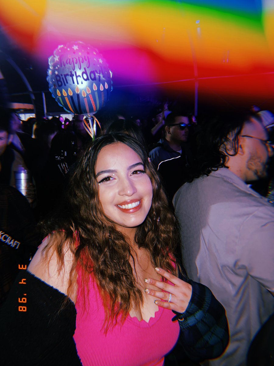 marynotsoscary's tweet photo. Rad aesthetic vibe 💗 https://t.co/c5ECq4Izfa
