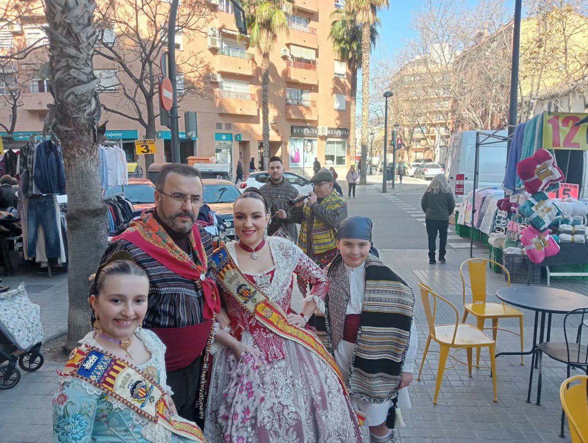 FallaLabaila's tweet photo. 💥FINDE FALLERO💥

Menuda manera de empezar marzo! Ya huele a fallas por Labaila y os dejamos un resumen de los actos del fin de semana🙌🏻

#labaila23 #somdelabaila #finde #marzo #fallas23 #actos #llibret #replegà #comision #Exponinot23 https://t.co/QcoT16DhIm