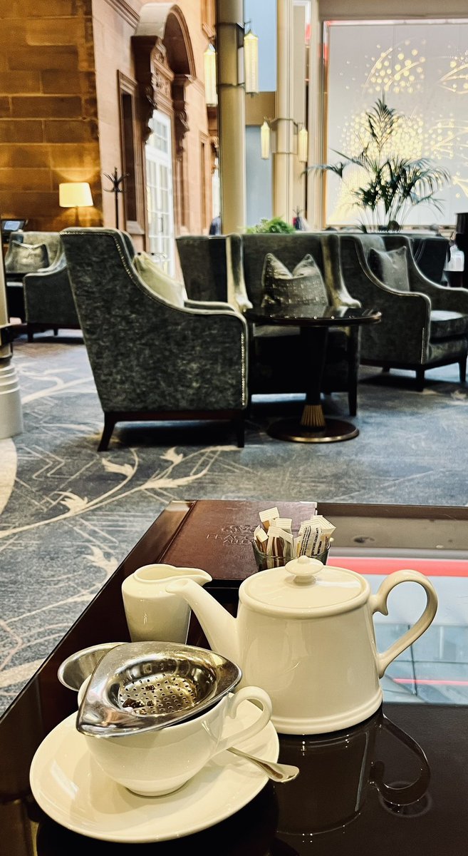 Treated myself to a wee cuppa before the EGG &amp; Co #InternationalWomensDay event in the gorgeous @WAEdinburgh. Despite it only being a cup of tea I feel positively spoiled by the lovely staff here! Now can’t wait for the event!!! 🤩