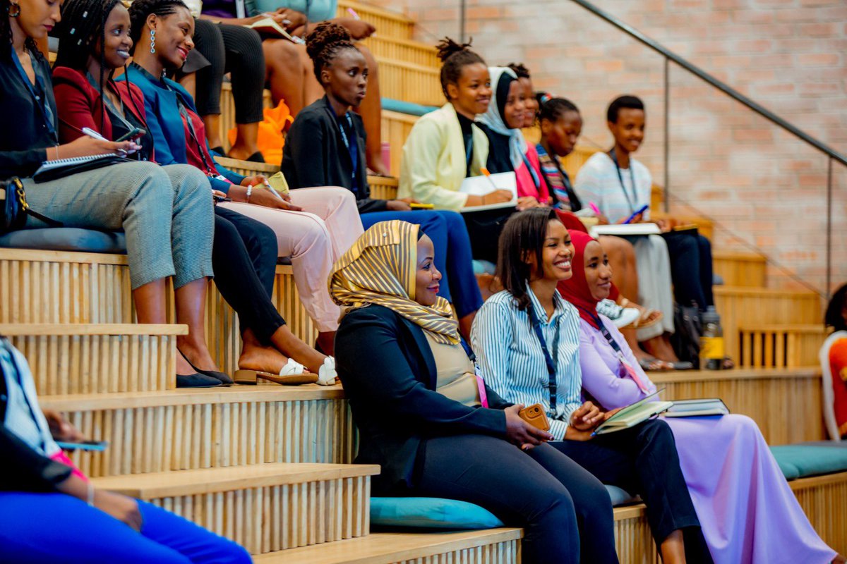 EfRwanda's tweet photo. One of @EFRwanda's mandates is to support young women in Rwanda's Tourism Sector in building their English Proficiency and Communication Skills, so they can express themselves confidently and step up. This morning, we host 200+ female learners to help them strengthen their voice https://t.co/I3KjXDtjVn