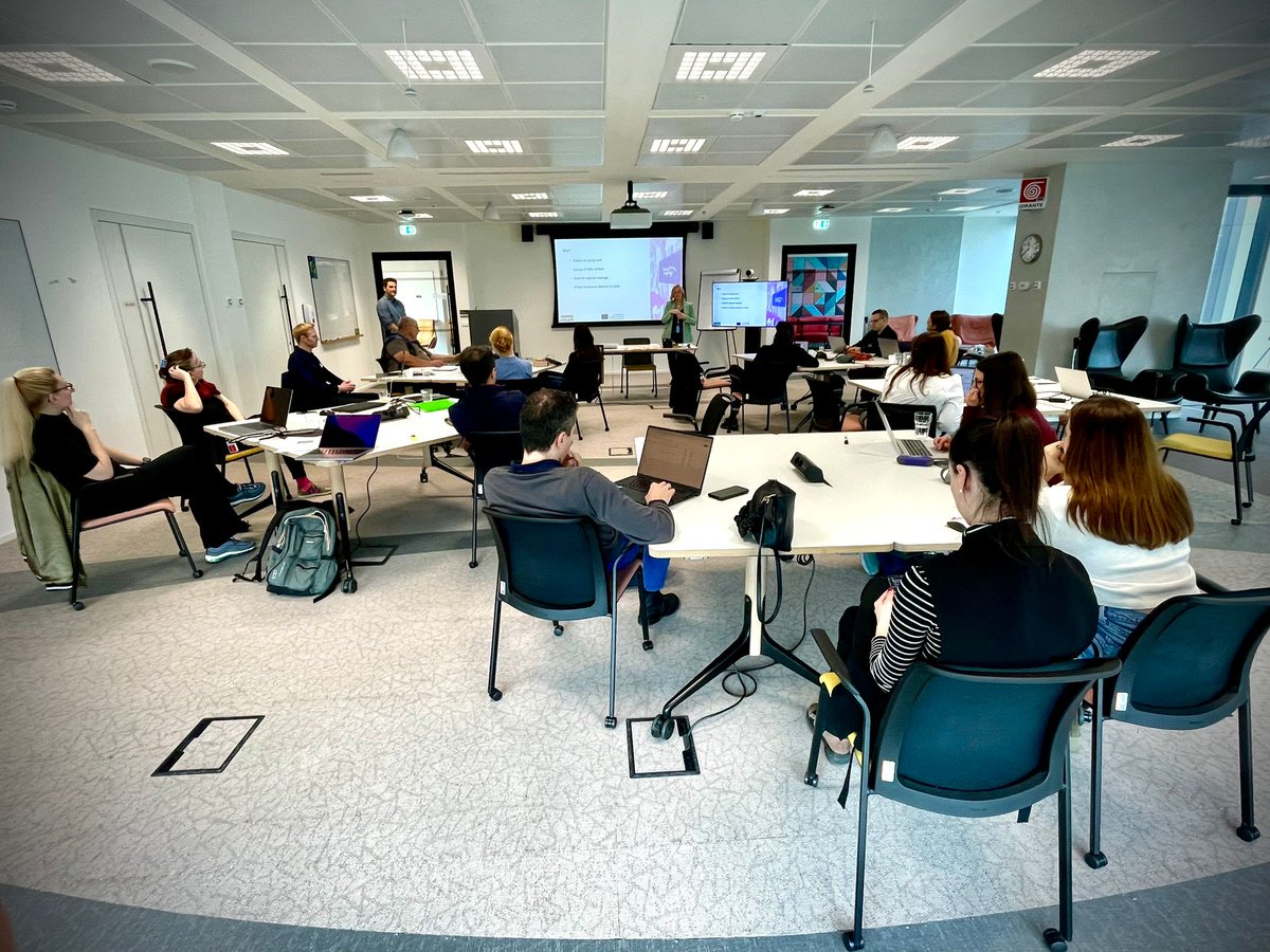 top_ix's tweet photo. What a wonderful way to celebrate #womanday!
We are in Milano at Amazon Italia headquarters to kick off #FEMMEFORWARD project (co-founded by the Erasmus + Programs of the European Union)
The Project will deliver two specific #training paths targeting women. https://t.co/I07JG0L5wo