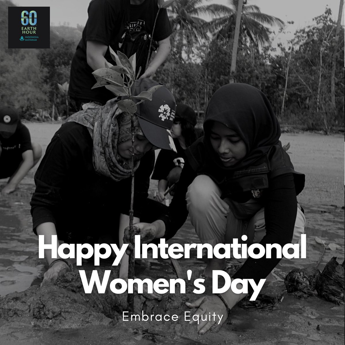 Happy International Women's Day! 
Mari kita rayakan capaian dan kontribusi para perempuan dalam semua aspek kehidupan, termasuk kontribusi mereka dalam menjaga lingkungan. 

#InternationalWomansDay2023
#IniAksiku
#1JamUntukBumi
#BiggestHourForEarth 
#EarthHour
#MyHourForEarth
