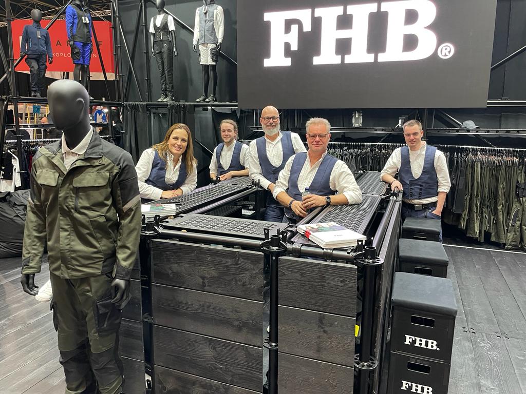 Velkro Textiles tweet media