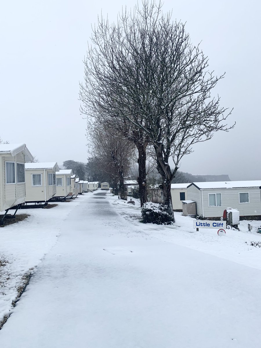 StAudriesBay's tweet photo. ⛄️❄️⛄️😊 @wcresorts #staudries #snow https://t.co/Rb2B3LyAj3