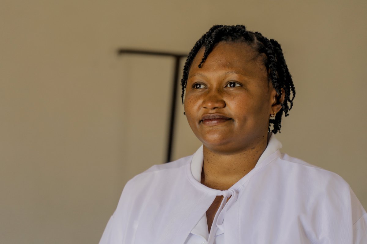 JhpiegoTanzania's tweet photo. #ChampionForWomen Ms. Aneth Meena from Arusha, Tanzania, has always been on the frontlines to make sure people are vaccinated against COVID-19 and she has contributed to saving more lives in the community. We acknowledge her commitment as we celebrate #IWD2023. https://t.co/SYZHwBOQ3m