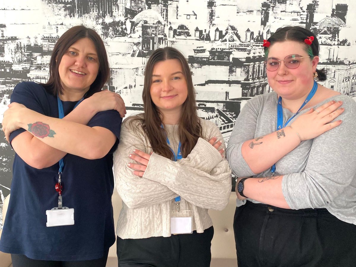 RMHCUK's tweet photo. Happy #InternationalWomensDay! 🙌

This year's theme is #EmbraceEquity and we're celebrating the amazing women we come across every day, working and volunteering for our Charity or staying in our Houses. ❤️

What incredible woman are you celebrating today? 👇 #IWD2023 https://t.co/SvoWkJWuE3