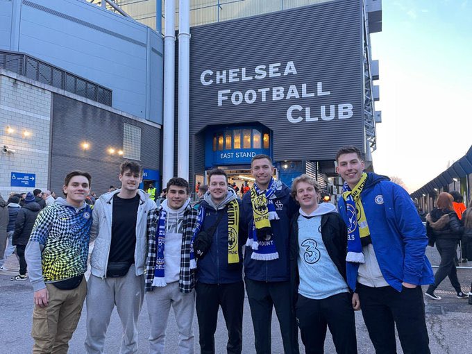 SportsbyWS's tweet photo. A great day in London yesterday for @jcumenssoccer topped off with a visit the @ChelseaFC v’s @BVB Champions League game at #StamfordBridge 🏴󠁧󠁢󠁥󠁮󠁧󠁿 https://t.co/JrWkTSLmqW