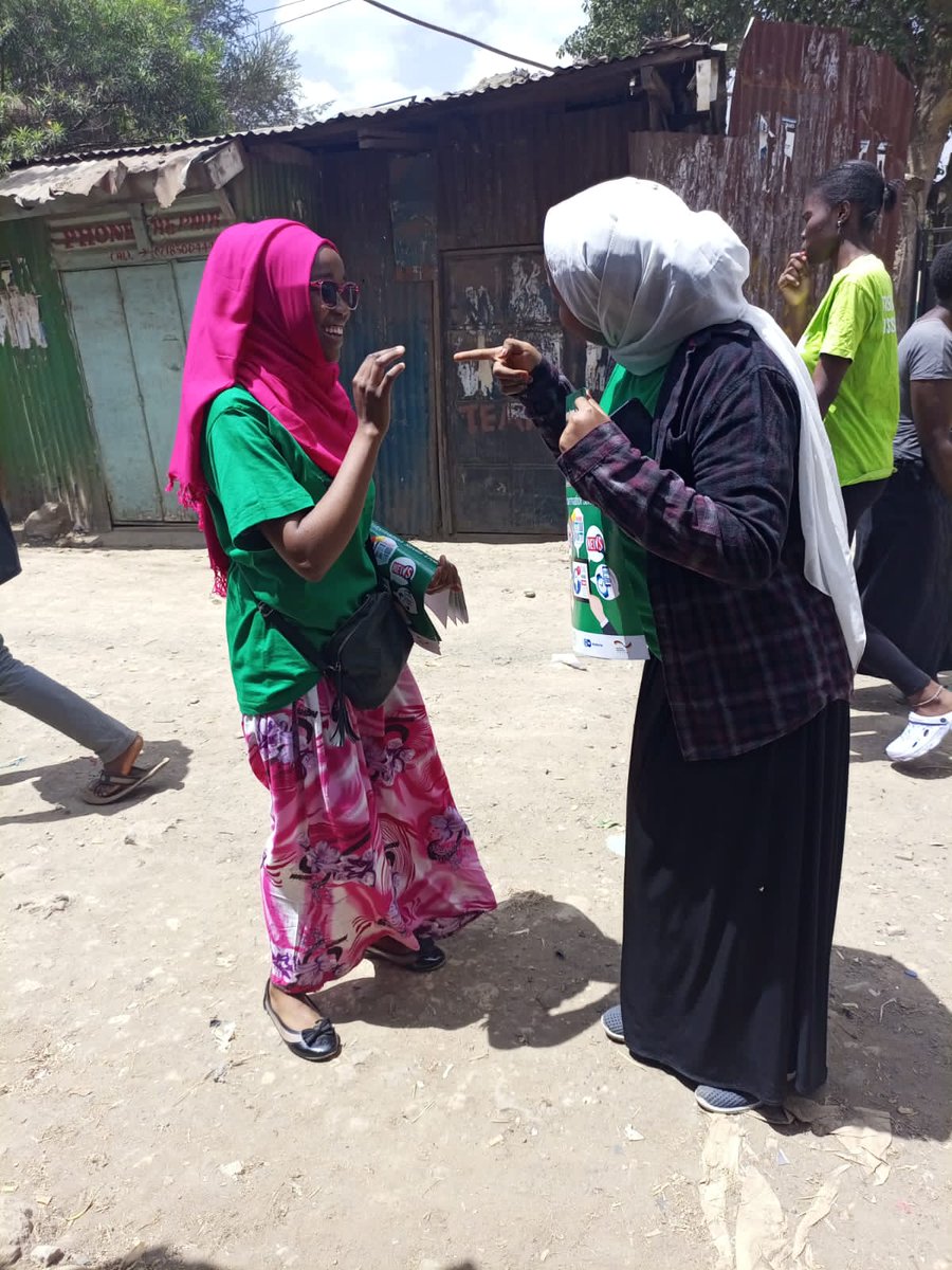 khalilkafe's tweet photo. Kabla hujasambaza ujumbe mtandaoni, 

Jiulize imetoka wapi, 

Imesemwa na nani na 

Je! ni kweli?

#succesfuloutreachactivity 
#communication 
#Misinformation 
#Dysinformation
#CrisisCommunicationChapter https://t.co/CtZtJuBmHv
