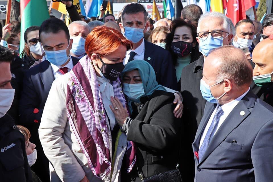 yetkinozturk06's tweet photo. Kucağında bebekleri ile,
Bu büyük yürüyüşe başladığımız kadınlarımız başta olmak üzere tüm kadınlarımızın günü kutlu olsun.

Kadına yönelik şiddetin olmadığı, güvenli ve huzurlu bir geleceği birlikte inşa etmek dileğiyle...

#8MartDünyaKadınlarGünü https://t.co/k9R8vktLaI