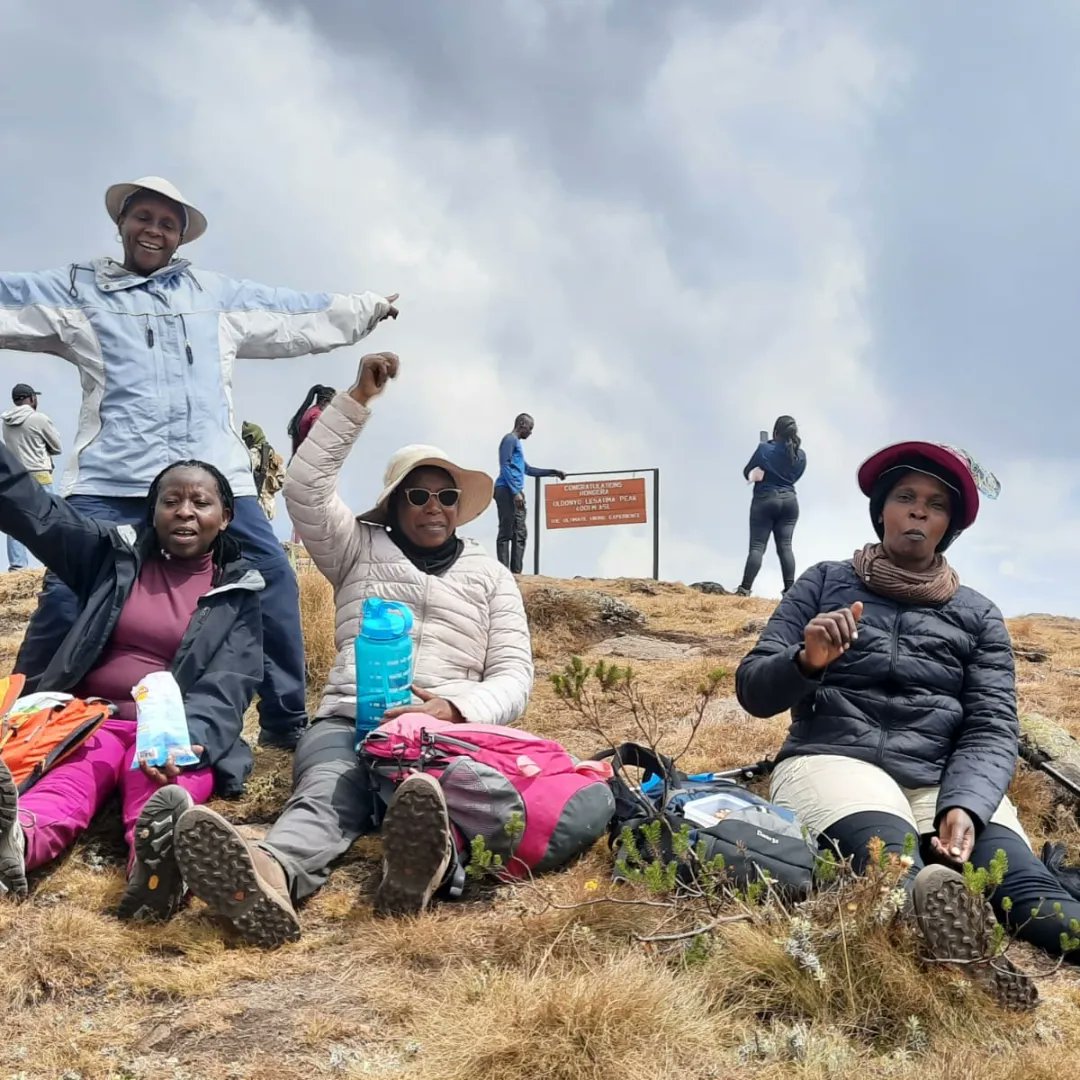 Don_Hikers's tweet photo. Today we celebrate our lovely women hikers. Their constant love, support, resilience and endless bouts of joy always keep us going.
Happy International Women's Day from us to you 🤗♥️🌸 https://t.co/7kgFxQoqsm