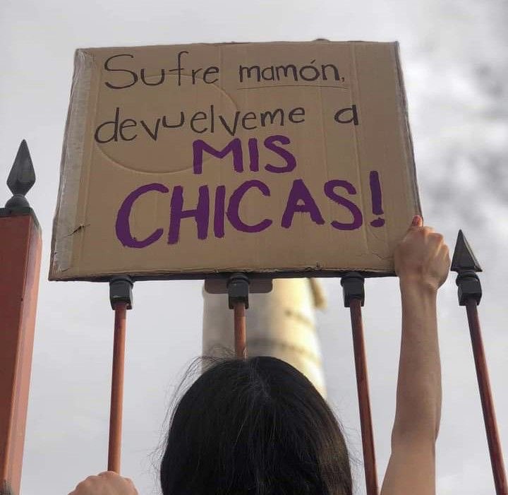 zayrixu's tweet photo. “que tiemblen los malos
y se eduquen los buenos”

                  ¡Mis chicas no se tocan!

@bebi_fernandez 
#8marzo2023 https://t.co/AbFbXb4WIj