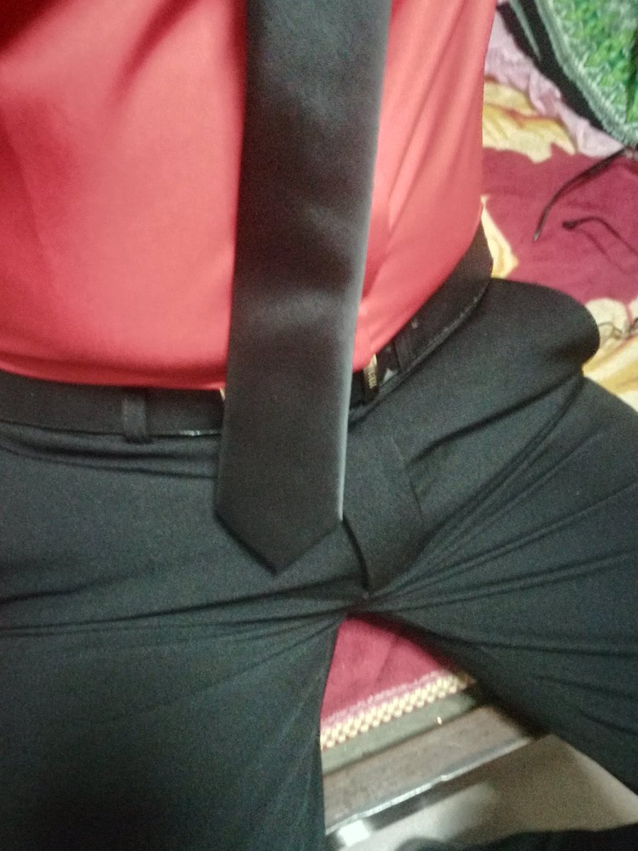 mago20201109's tweet photo. #red_black 
#suit https://t.co/0BuWMkQeQG