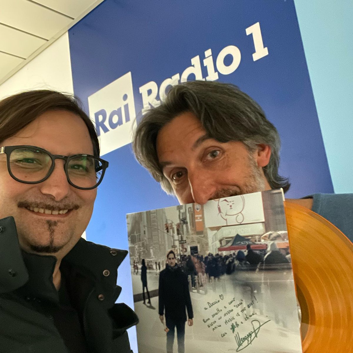 Marco Pacassoni presso Studi Rai Saxa Rubra con Duccio Pasqua, a parlare di LIFE e della sua musica