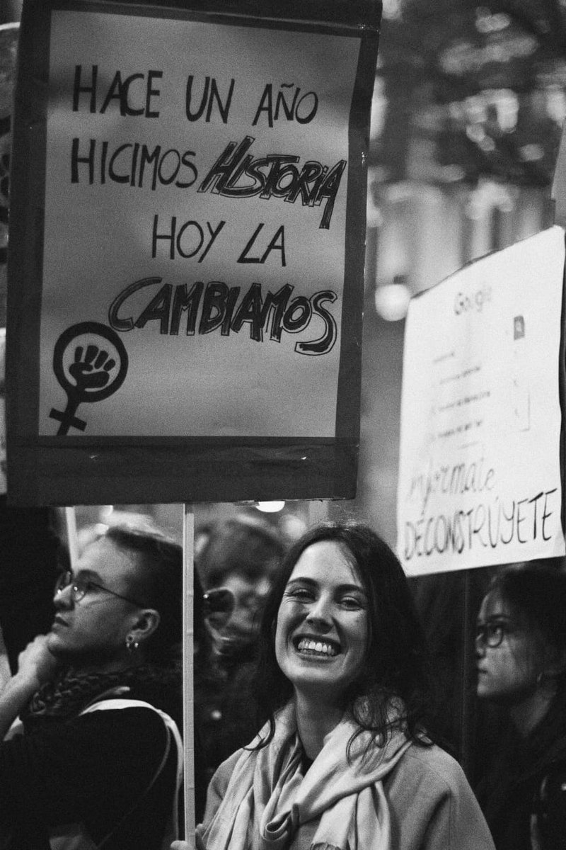 2019. Último año en el que Olatz pudo ir al 8-M. 

Todavía tenemos que luchar por muchas cosas, y una de ellas es por conseguir que a las mujeres se nos tome en serio cuando pedimos ayuda en la sanidad pública. 

NO TODOS LOS DOLORES SON POR LA REGLA.