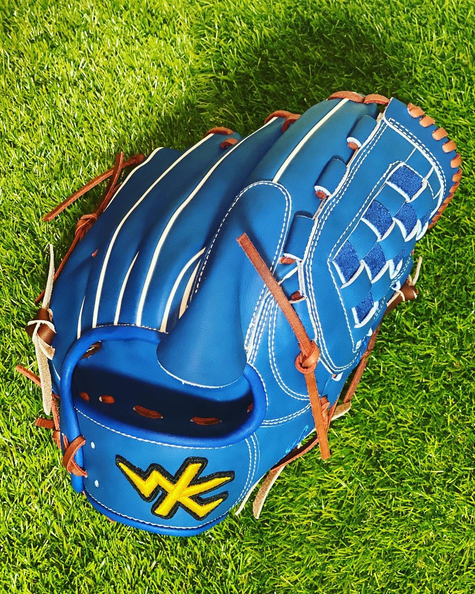 winkofficial8's tweet photo. ☆ご報告☆

埼玉武蔵ヒートベアーズの小野寺賢人選手がWinkグラブ公式アドバイザーとして就任して頂くことになりました。

また、明日からのWBC日本戦と
小野寺選手就任を記念しプレゼント企画を行います！
応募方法、詳細等は明日発表致します！

小野寺選手、今シーズン宜しくお願いします！ https://t.co/Ry92sl0bNY